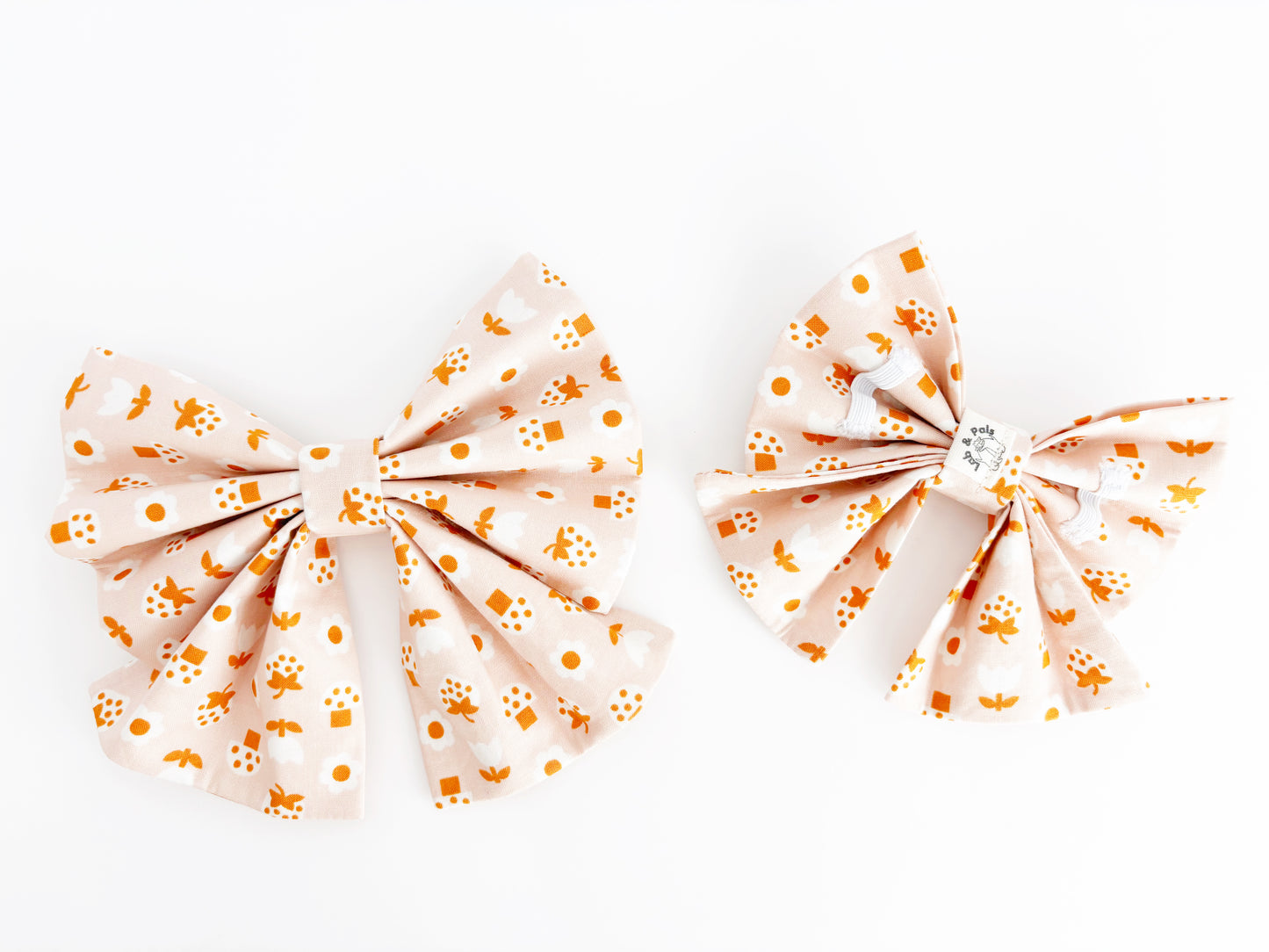 Cameo Rose Bowtie