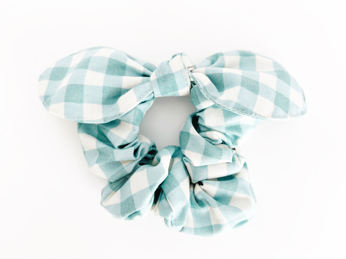 Robin Scrunchie