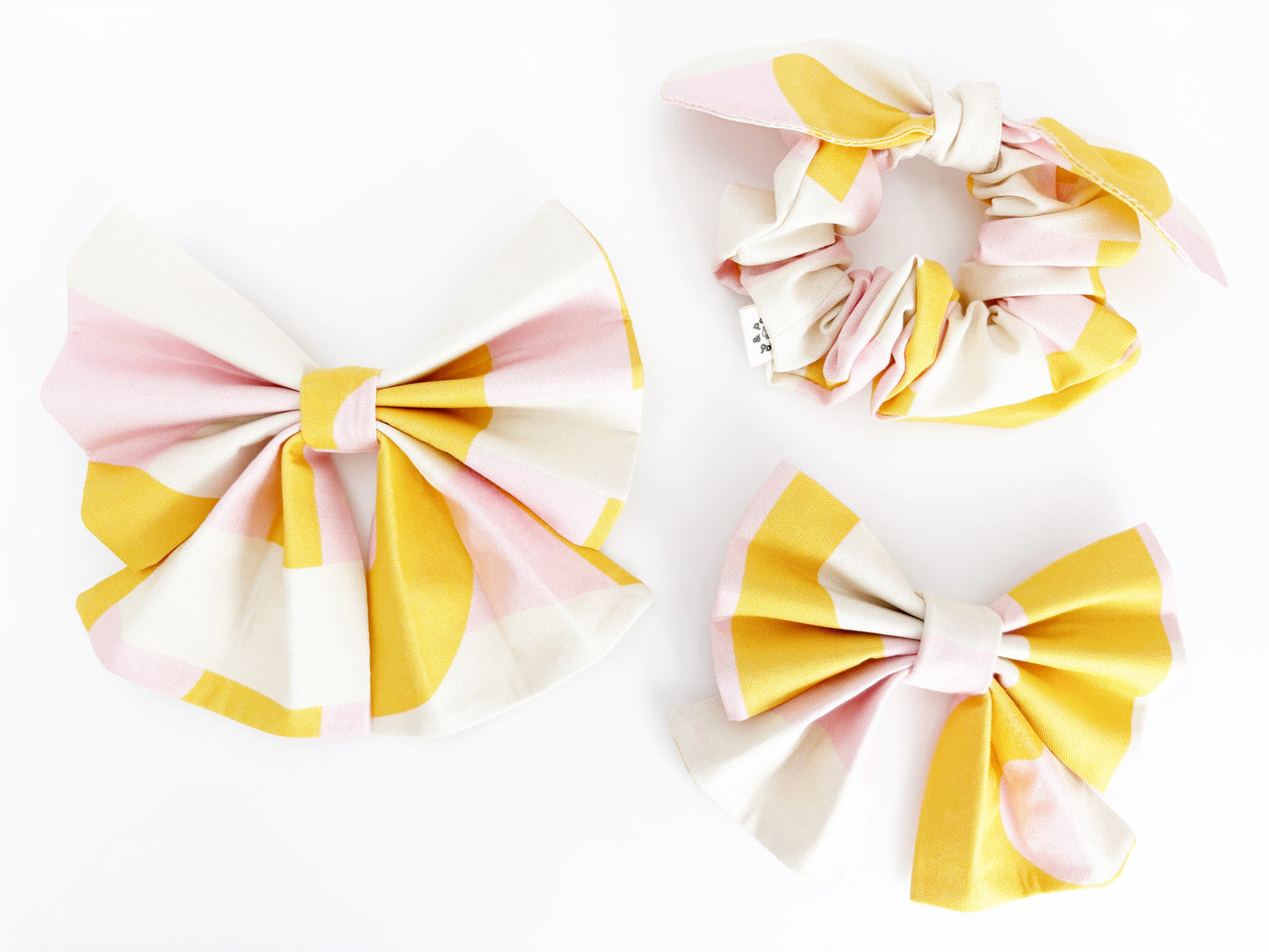 Peachy Bowtie