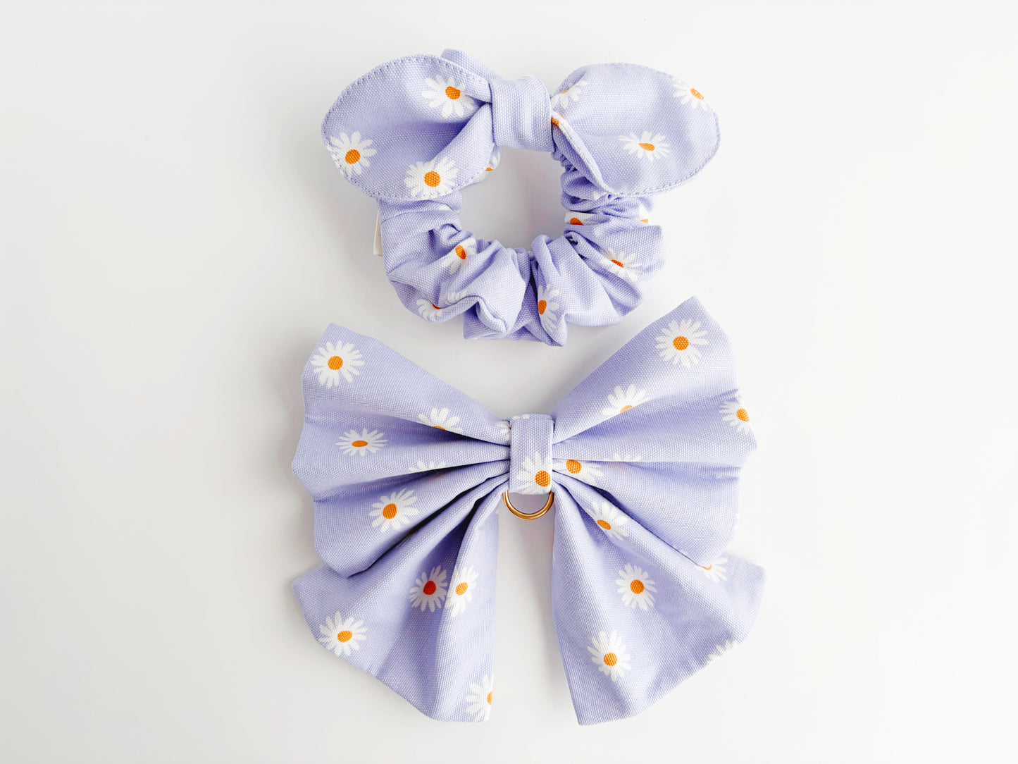 Daisy Scrunchie