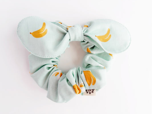 Banana Scrunchie