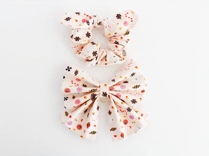 [PRE-ORDER] Treats Bowtie