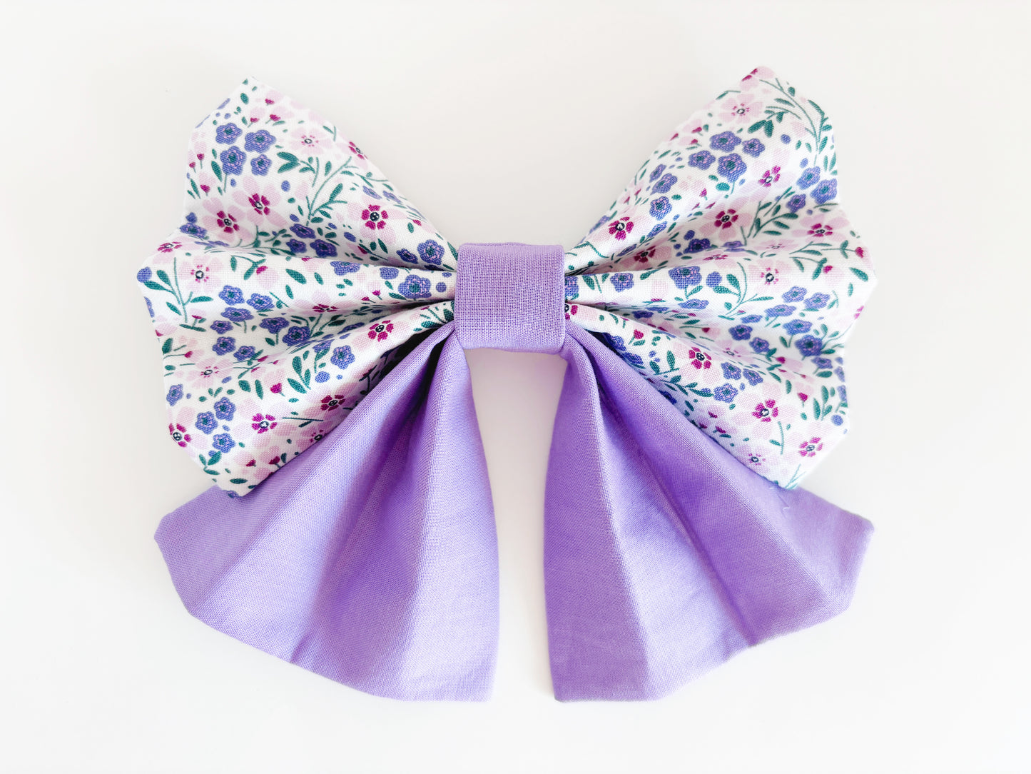 Bella Bowtie
