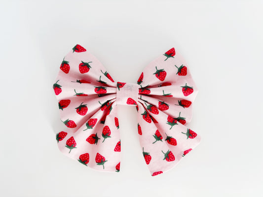 Strawberry Bowtie