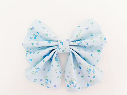 Forget-Me-Not Bowtie