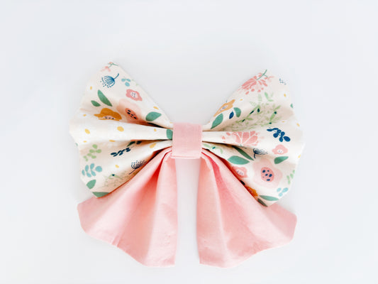Dahlia Bowtie