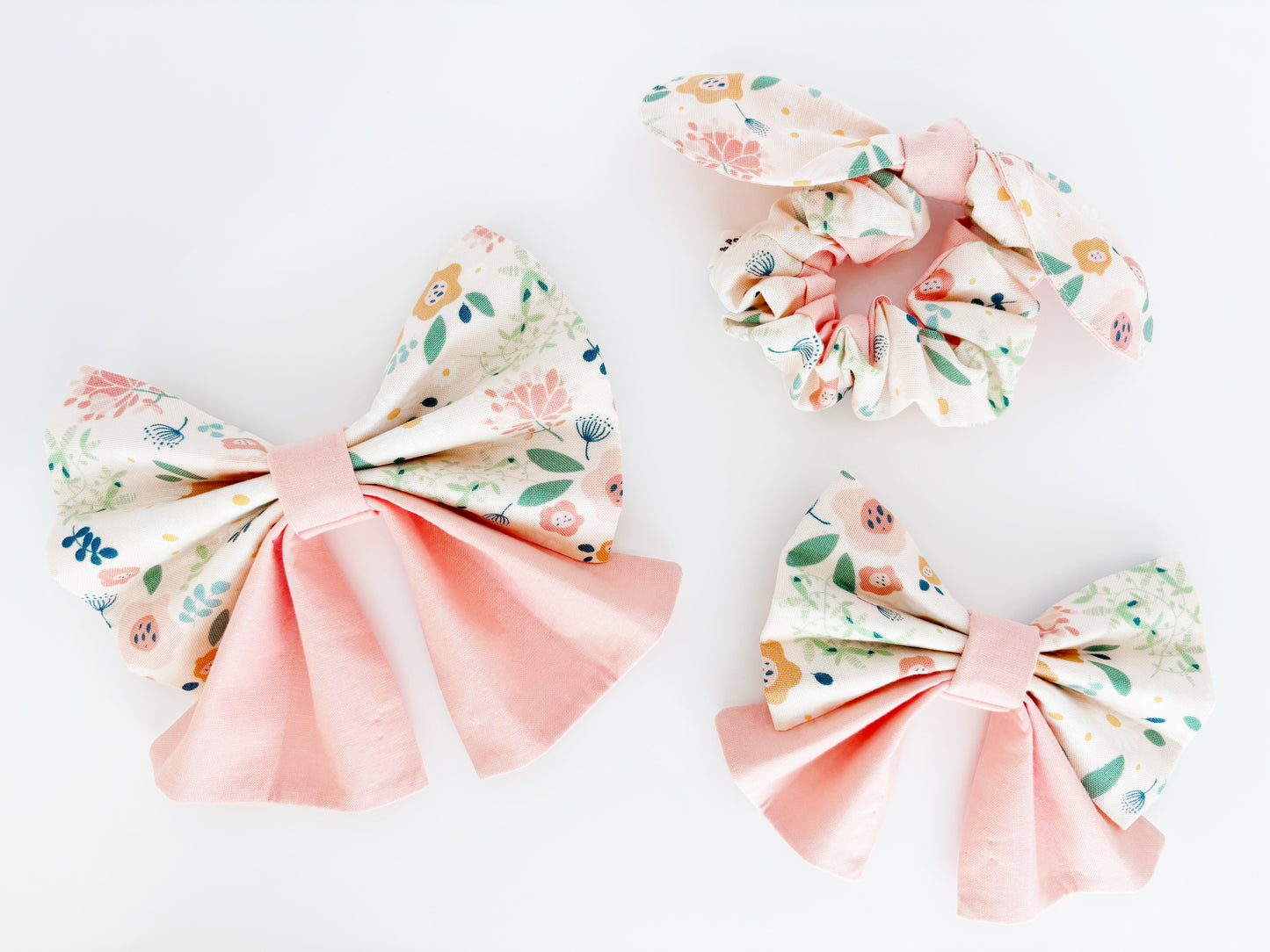 Dahlia Bowtie