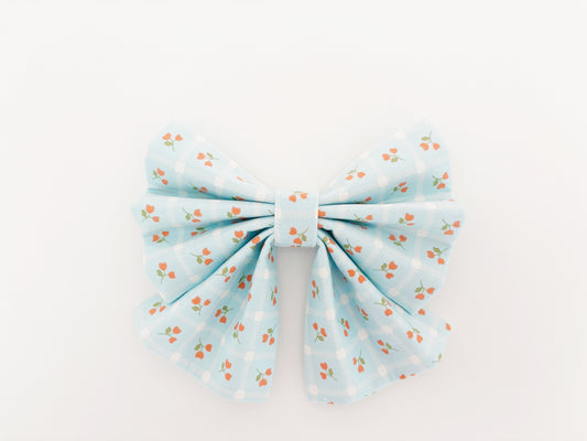 Blue Tulips Bowtie