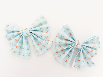 Blue Tulips Bowtie