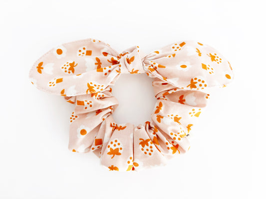 Cameo Rose Scrunchie