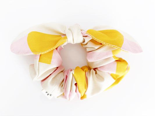 Peachy Scrunchie