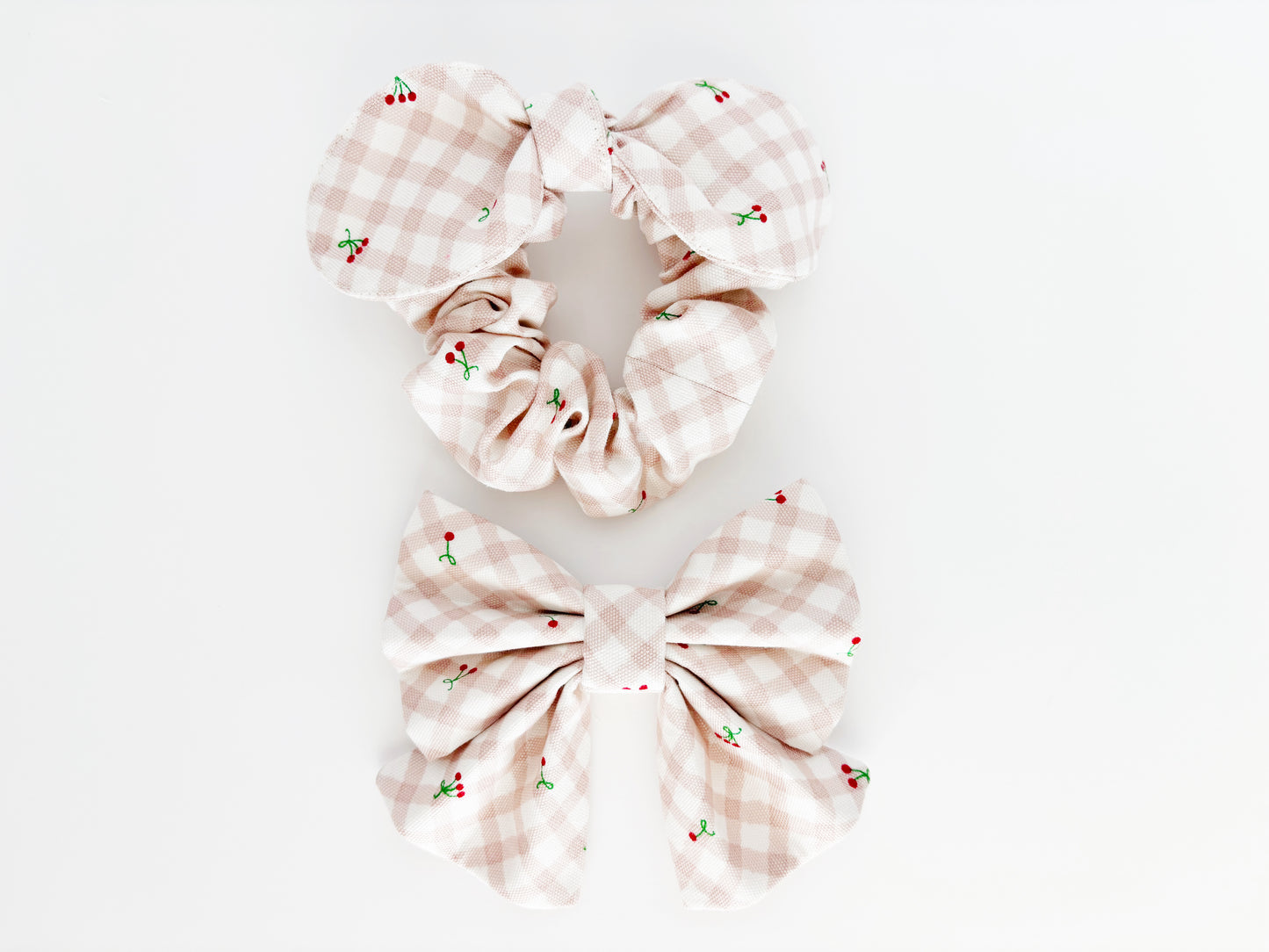 Cheri Scrunchie