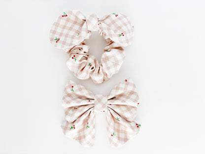 Cheri Scrunchie