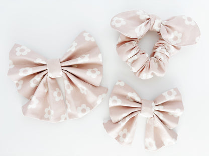 Fleur Scrunchie